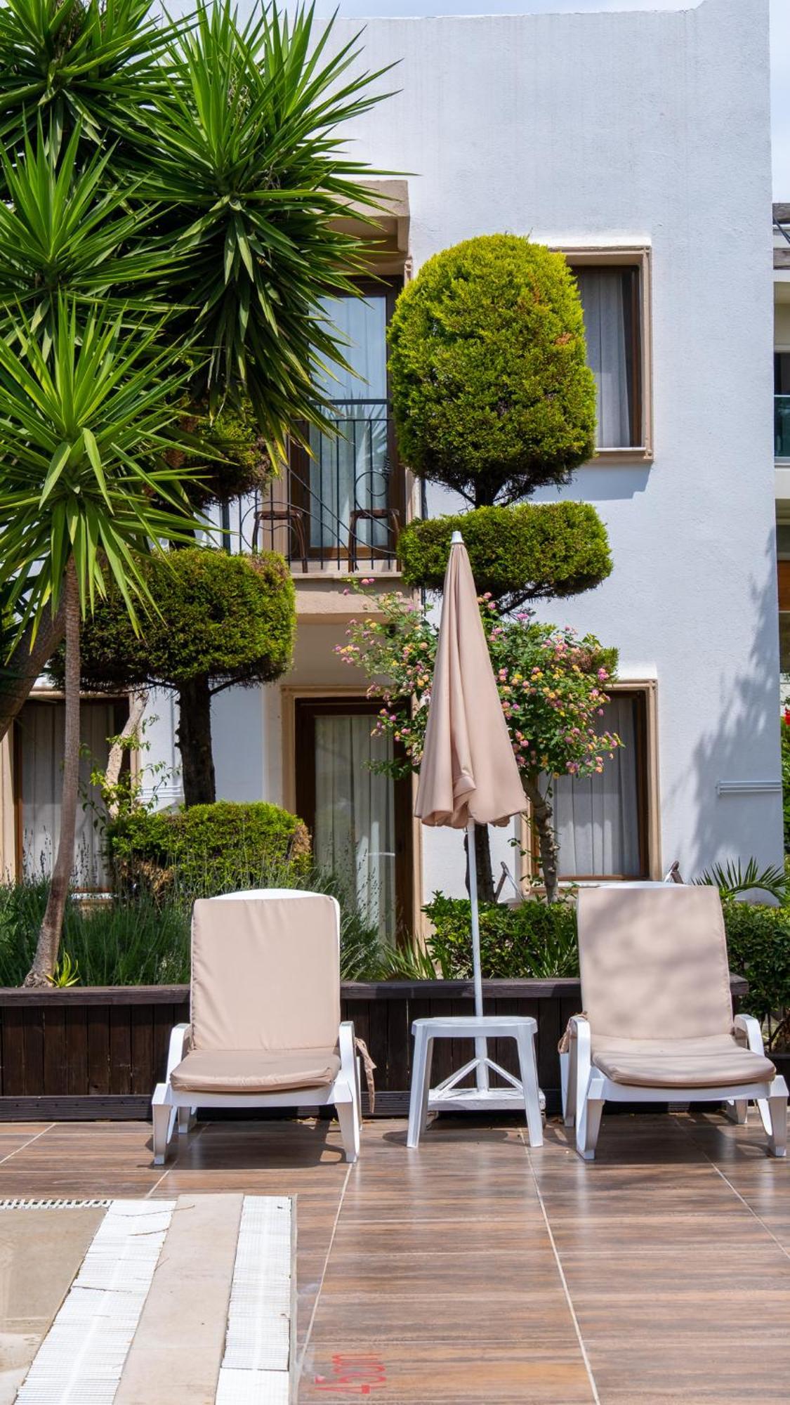Flora Hotel Gümbet Exterior foto